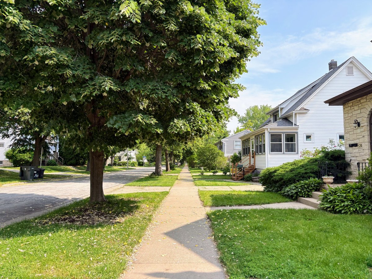 Single family neighborhood in Milwaukee Wisconsin